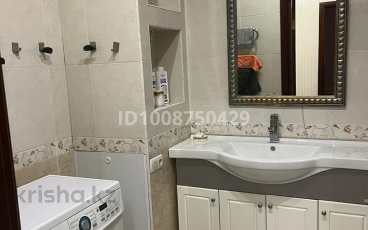 3-комнатная квартира · 105 м² · 4/9 этаж, Розыбакиева 281 за 500 000 ₸ в Алматы, Бостандыкский р-н — фото 2