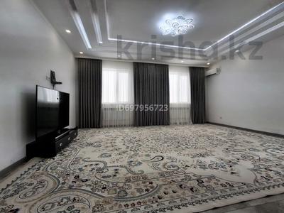 Отдельный дом · 3 комнаты · 115.7 м² · 9 сот., мкр Самал 60 за 40 млн 〒 в Атырау