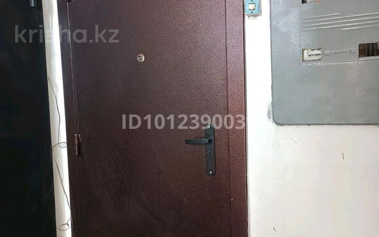 2-бөлмелі пәтер · 50 м² · 3/5 қабат, Каржаубай улы 243, бағасы: 14 млн ₸ в Семее — фото 2