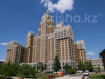 3-комнатная квартира, 102 м², 7/14 этаж, Кабанбай батыра 11 за 43 млн 〒 в Астане, Есильский р-н