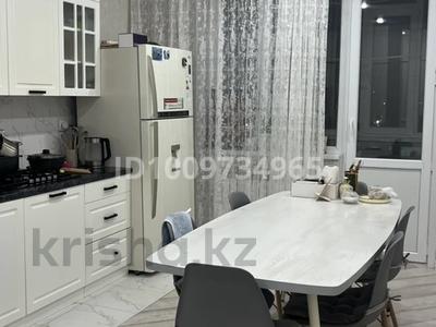 3-комнатная квартира · 110 м² · 6/6 этаж, мкр Астана 44 за 350 000 〒 в Уральске