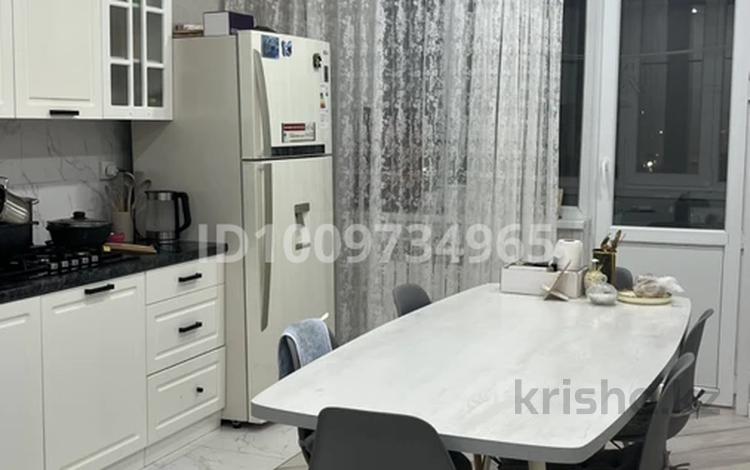 3-бөлмелі пәтер · 110 м² · 6/6 қабат, мкр Астана 44, бағасы: 350 000 ₸ в Уральске — фото 2