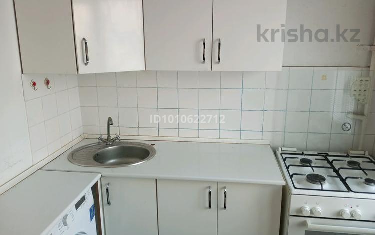 3-комнатная квартира · 60 м² · 1/4 этаж, мкр №3 63 — Сайна Улытбека за 300 000 ₸ в Алматы, Ауэзовский р-н — фото 2