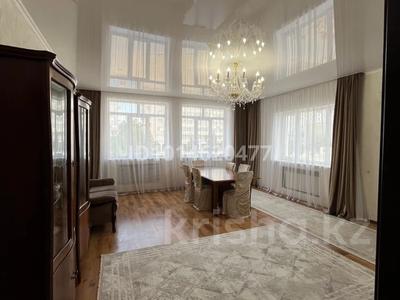 4-бөлмелі пәтер · 150 м² · 4/5 қабат, 15-ш/а. 41б, бағасы: 270 000 ₸ в Актау, 15-й мкр