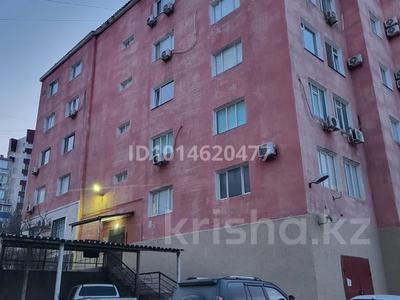 4-бөлмелі пәтер · 150 м² · 4/5 қабат, 15-ш/а. 41б, бағасы: 290 000 ₸ в Актау, 15-й мкр