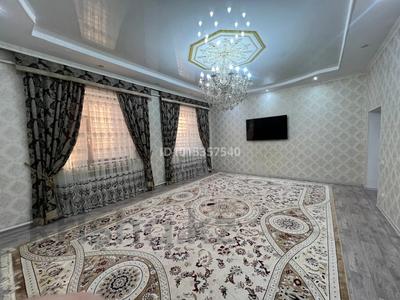 Жеке үй · 4 бөлме · 250 м² · 10 жүзд., Рахат-3, улица 22 154, бағасы: 35 млн ₸ в Жанаозен
