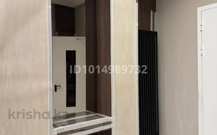 1-бөлмелі пәтер · 38.2 м² · 9/17 қабат, Кенесары 54 — Кенесары- Тараз, бағасы: 30 млн ₸ в Астане, р-н Байконур — фото 2