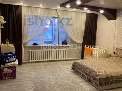 Продажа домов и дачи в Павлодарской обл.: Отдельный дом • 6 комнат • 204.2 м² • 8 сот., Майская — Степная за 50 млн 〒 Отдельный дом • 6 комнат • 204.2 м² • 8 сот., Майская — Степная за 50 млн 〒 в Экибастузе