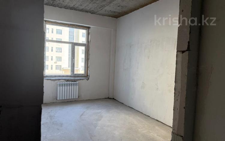3-комнатная квартира · 80 м² · 3/8 этаж, Байтурсынова 67 — А-62 за 31 млн ₸ в Астане, Алматы р-н — фото 2