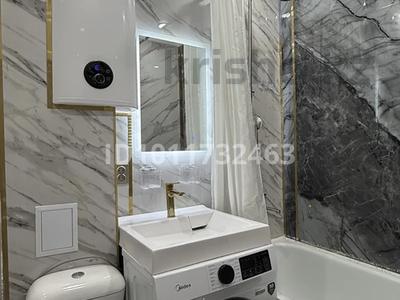 2-бөлмелі пәтер · 43.8 м² · 1/5 қабат, Автодорожная 10, бағасы: 16 млн ₸ в Семее