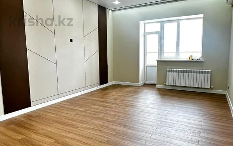 2-бөлмелі пәтер · 90 м² · 1/9 қабат, мкр. Алтын орда, бағасы: 34 млн ₸ в Актобе — фото 2