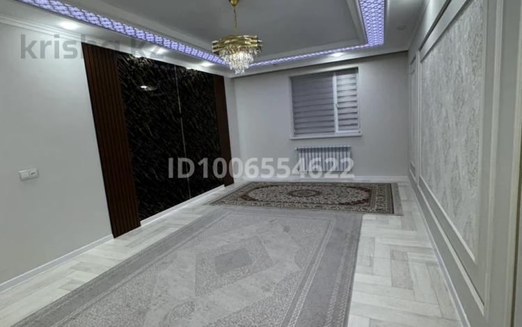 2-комнатная квартира · 70 м² · 1/5 этаж, 38-й мкр 6 за 200 000 ₸ в Актау — фото 2