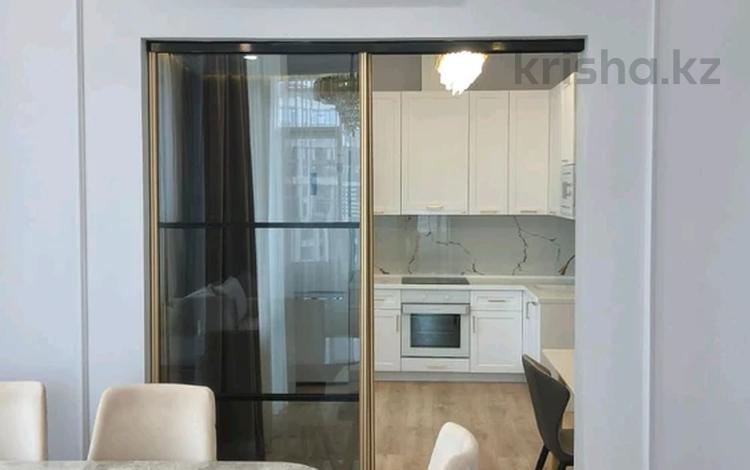 2-бөлмелі пәтер · 85 м² · 8/14 қабат, Кайым Мухамедханов 1, бағасы: 700 000 ₸ в Астане, Нура р-н — фото 2