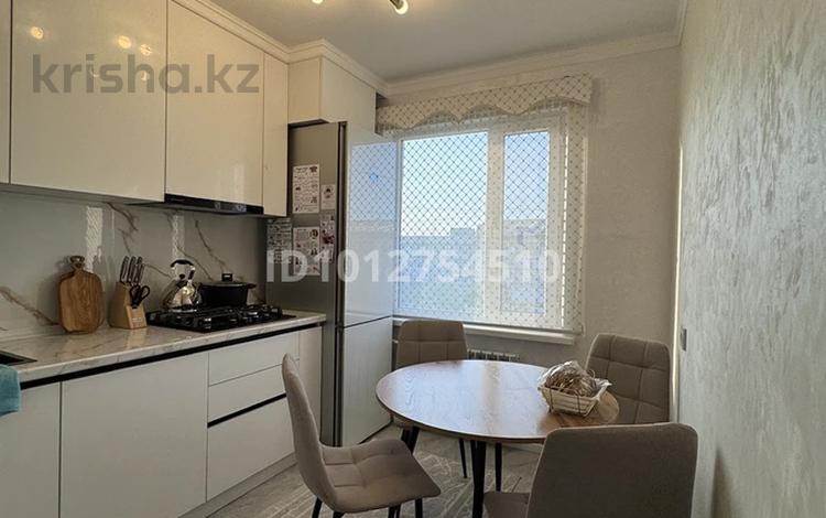 2-бөлмелі пәтер · 50 м² · 5/5 қабат, мкр Центральный 4, бағасы: 240 000 ₸ в Атырау — фото 2
