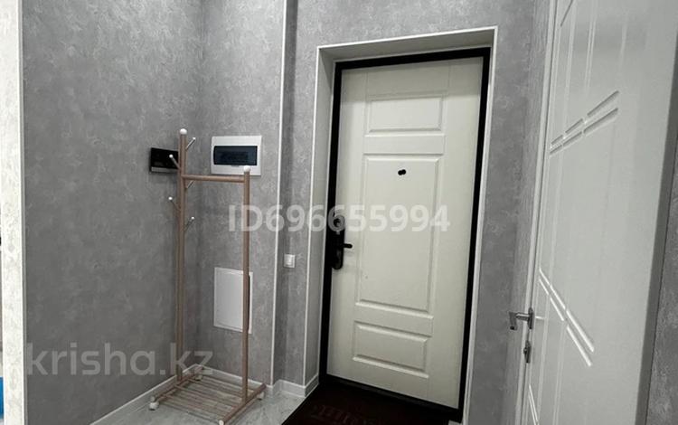 2-комнатная квартира · 50 м² · 2/9 этаж, мкр Нурсая, Абулхайыр хана 65 — Пр Абулхайыр хана 65 за 320 000 ₸ в Атырау — фото 2