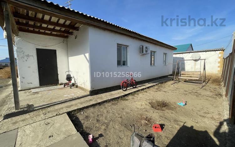 Жеке үй · 4 бөлме · 194 м² · 10 жүзд., мкр Аксай, Достық 25 — Жолға мектепке жақын, бағасы: 24 млн ₸ в Атырау — фото 2