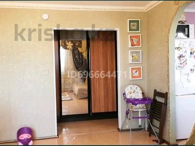 3-бөлмелі пәтер · 65 м² · 6/9 қабат, мкр Омега, Украинская 4 — Есенжанова, бағасы: 21 млн ₸ в Уральске