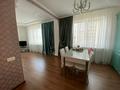 2-бөлмелі пәтер · 74.5 м² · 10/18 қабат, Комсомольский ш/а., Кабанбай батыра 11, бағасы: 300 000 ₸ в Астане, Есильский р-н