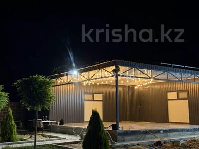 Дом · 2 комнаты · 70 м², Теплый пляж — 25 км от города (не доезжая Omir) за 80 000 ₸ в Актау