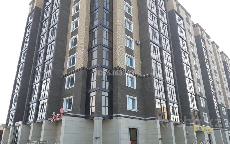 2-комнатная квартира · 50 м² · 5/9 этаж, Акана Серэ 52 — Центр,ЦУМ,Орлеу,,КГУ, дворец Кокшетау за 15 000 ₸ — фото 75