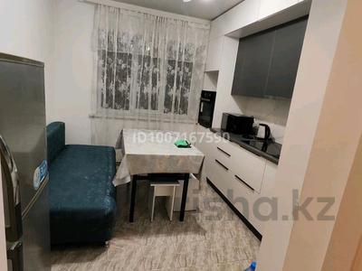 2-комнатная квартира · 60 м² · 12/12 этаж, Кошкарбаева — Нового Апорта за 2 500 〒 в 