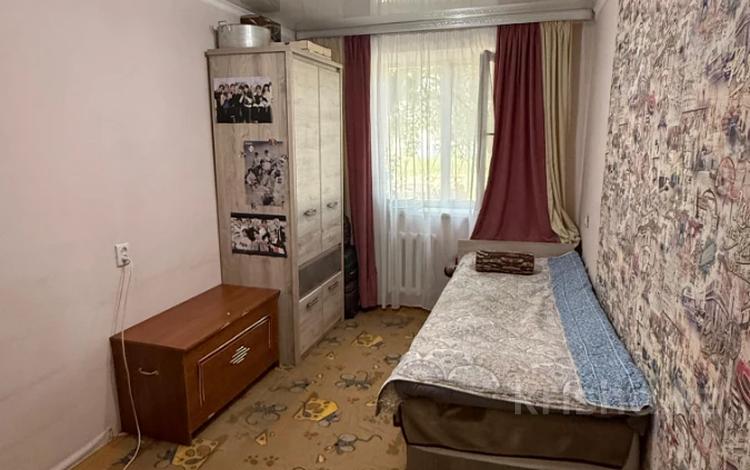 3-комнатная квартира · 57.8 м² · 1/5 этаж, Кашаубаева 7а за 15.5 млн 〒 в Семее — фото 2