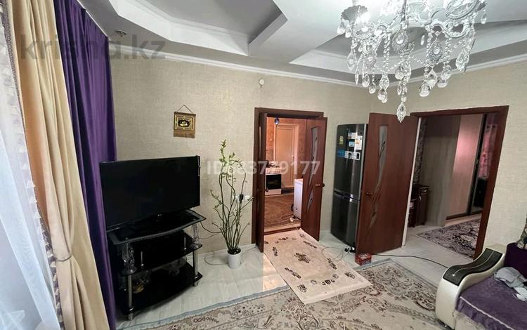 Отдельный дом • 3 комнаты • 80 м² • , Молдагулова 13 за 15 млн 〒 в  — фото 2