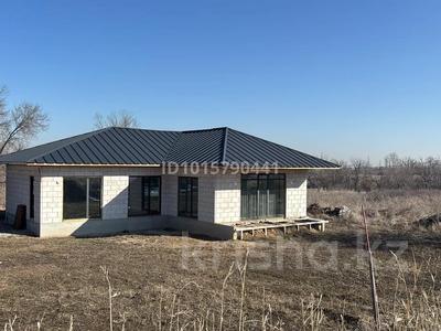Отдельный дом · 4 комнаты · 170 м² · 6 сот., 1-ая Садовая 32 за 65 млн ₸ в Енбекши (Талгарский район)