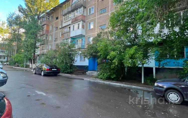 2-комнатная квартира · 44.8 м² · 5/5 этаж, мкр Юго-Восток, Республики за 13 млн ₸ в Караганде, Казыбек би р-н — фото 2