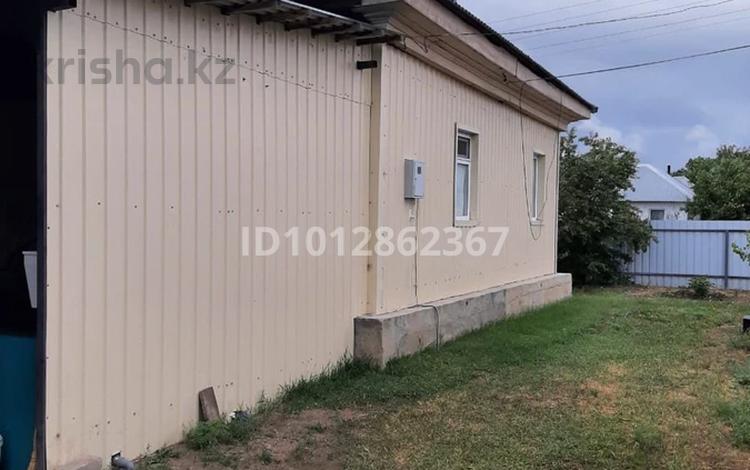 Дом · 3 комнаты · 60 м², Жагалау 16 за 30 000 ₸ в  — фото 2