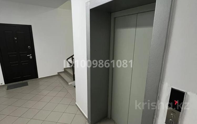 2-комнатная квартира · 49.5 м² · 4/10 этаж, мкр Юго-Восток, мкр Таттимбета 3/14 за 26 млн ₸ в Караганде, Казыбек би р-н — фото 2