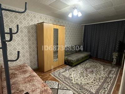 1-комнатная квартира, 36 м², 5/5 этаж помесячно, Шевченко 32 за 120 000 〒 в Жезказгане