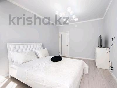 2-бөлмелі пәтер, 50 м², 12/13 қабат тәулігіне, Достык 138, бағасы: 25 000 〒 в Алматы, Медеуский р-н