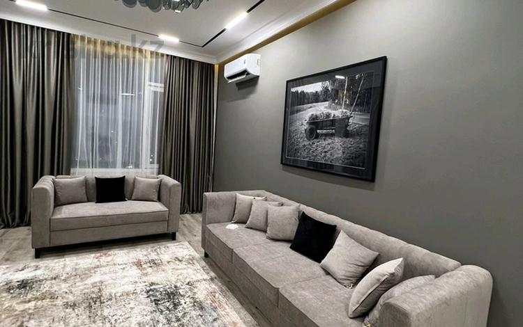 3-бөлмелі пәтер · 124 м² · 14/14 қабат, Кайым Мухамедханов, бағасы: 1.5 млн ₸ в Астане, Нура р-н — фото 2