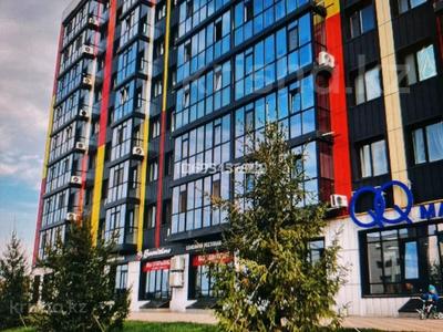 Продажа квартир в Западно-Казахстанской обл.: 2-комнатная квартира · 60 м² · 2/9 этаж, Самал 82/1 — Коняхина за ~ 27 млн 〒 2-комнатная квартира · 60 м² · 2/9 этаж, Самал 82/1 — Коняхина за ~ 27 млн 〒 в Уральске