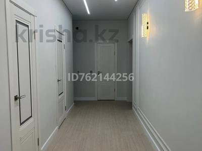 Пәтерлер в Западно-Казахстанской обл.: 3-бөлмелі пәтер · 92 м² · 1/3 қабат, 5 А микрорайон 5 Д корпус1, бағасы: 40 млн 〒 3-бөлмелі пәтер · 92 м² · 1/3 қабат, 5 А микрорайон 5 Д корпус1, бағасы: 40 млн 〒 в Аксае