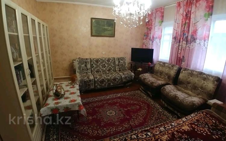 Отдельный дом · 4 комнаты · 70 м² · 16 сот., Наурызбай — Возле школы за 16.9 млн ₸ в Жандосов — фото 2
