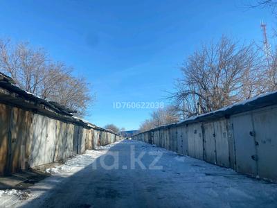 Гаражи и паркинги в Шымкенте: Гараж · 18 м² · мкр Восток , Терискей — Жолан батыр за 1.3 млн 〒 Гараж · 18 м² · мкр Восток , Терискей — Жолан батыр за 1.3 млн 〒 в Шымкенте, Аль-Фарабийский р-н