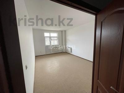 Аренда квартир в Жамбылской обл.: 3-комнатная квартира · 72 м² · 4/5 этаж, 15 мкр 25 за 100 000 〒 3-комнатная квартира · 72 м² · 4/5 этаж, 15 мкр 25 за 100 000 〒 в Таразе