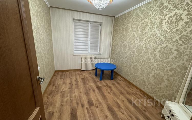 4-комнатная квартира, 100 м² помесячно, 15-й мкр 28