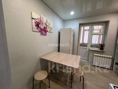 2-комнатная квартира · 54.1 м² · 1/5 этаж, мкр 8 18 — 101 стрелковой бригады за 19 млн 〒 в Актобе