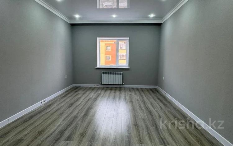 3-бөлмелі пәтер · 130 м² · 4/5 қабат, мкр. Алтын орда, бағасы: 42 млн ₸ в Актобе — фото 2