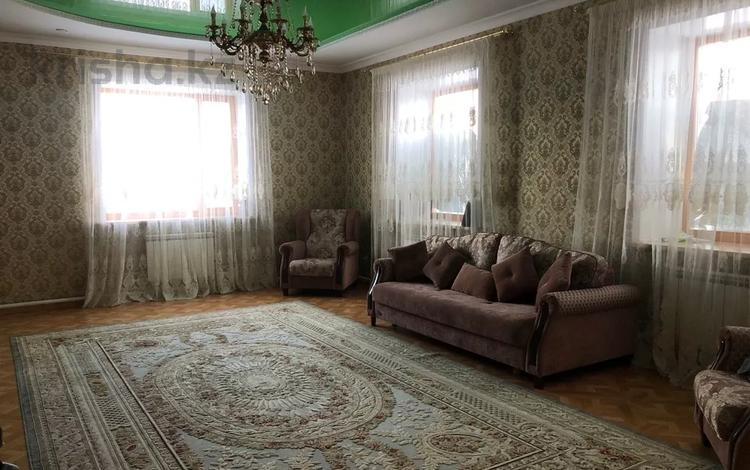 Отдельный дом • 7 комнат • 375 м² • 8 сот., Проезд Г 26 за 90 млн 〒 в Павлодаре — фото 2
