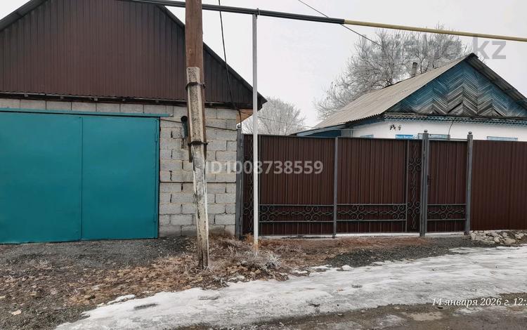 Жеке үй · 2 бөлме · 32.3 м² · 8.5 сот., М.Маметова 61, бағасы: 7.5 млн 〒 в Карабулаке — фото 2