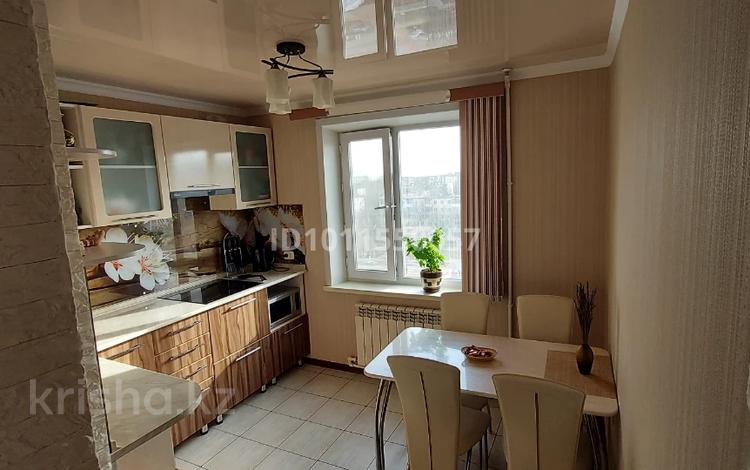 2-бөлмелі пәтер · 52.4 м² · 8/9 қабат, Бульвар Независимости — Плащадь Гагарина, бағасы: 14.5 млн ₸ в Темиртау — фото 2