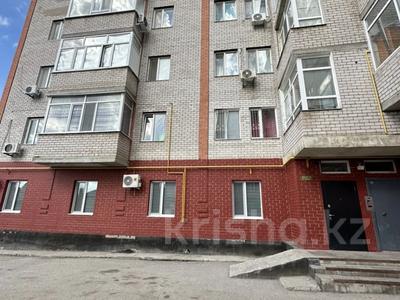 1-бөлмелі пәтер · 45 м² · 4/6 қабат, 12 ш/а., Богенбай батыра 32, бағасы: 13.9 млн ₸ в Актобе, мкр 12