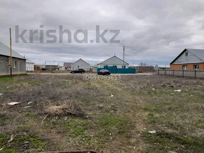 Жер телімі · 10 сотық, мкр. Зачаганск пгт, С/о Зачаганский Көктем 8, бағасы: 6 млн ₸ в Уральске