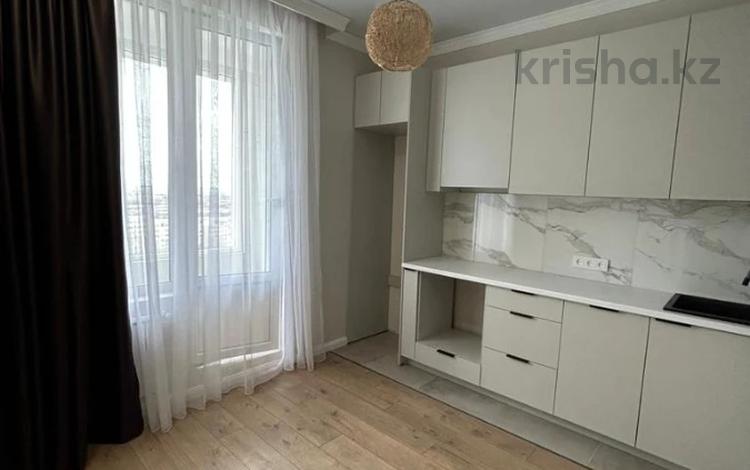 1-комнатная квартира, 50 м², 12/12 этаж помесячно, Толе би 189/3