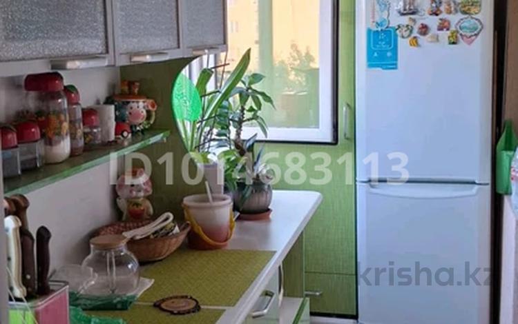 4-комнатная квартира · 79 м² · 4/5 этаж, 13-й микрорайон, 13-й микрорайон улица Уалиханова 200 за 25 млн ₸ в Шымкенте, Енбекшинский р-н — фото 2