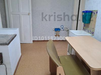 Жеке үй · 1 бөлме · 30 м² · 30 жүзд., Павлодарская 40, бағасы: 55 000 ₸ в Уральске, мкр Школьник